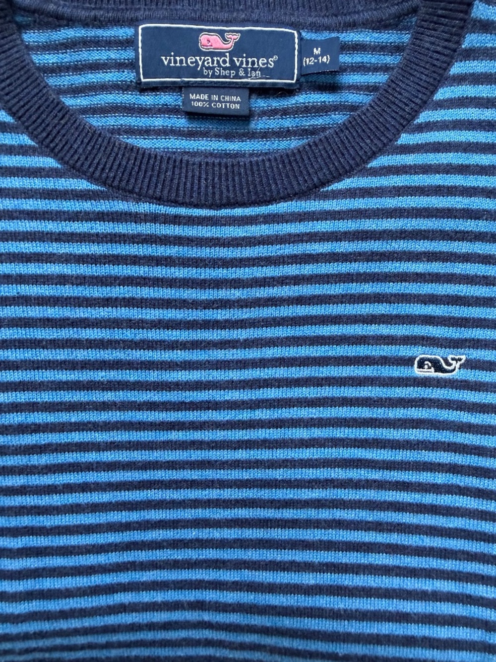 Vineyard Vines boys sweater size medium